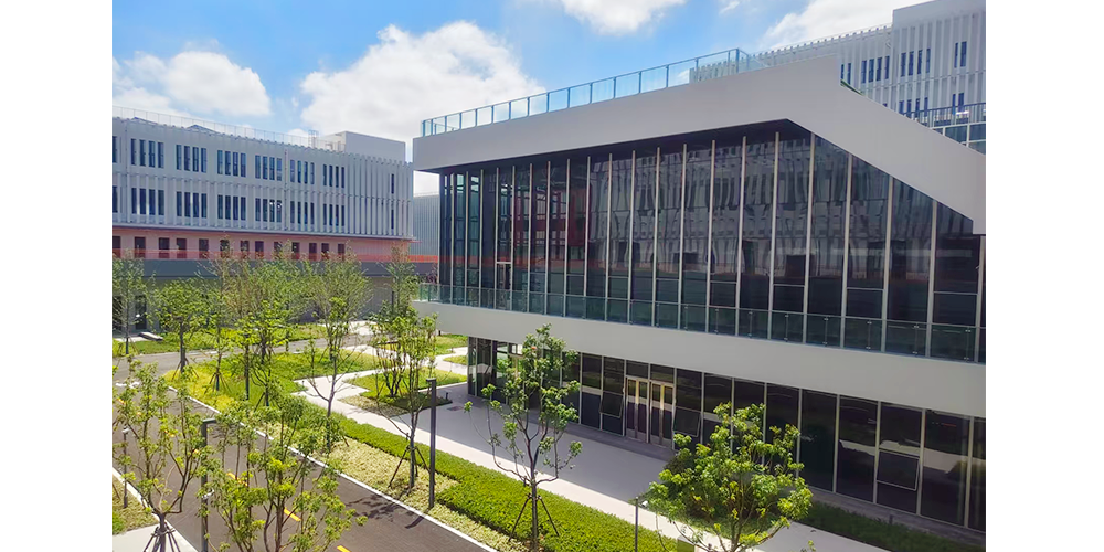 4eb787bf6-7810-46b5-aced-b6f7a387b21b